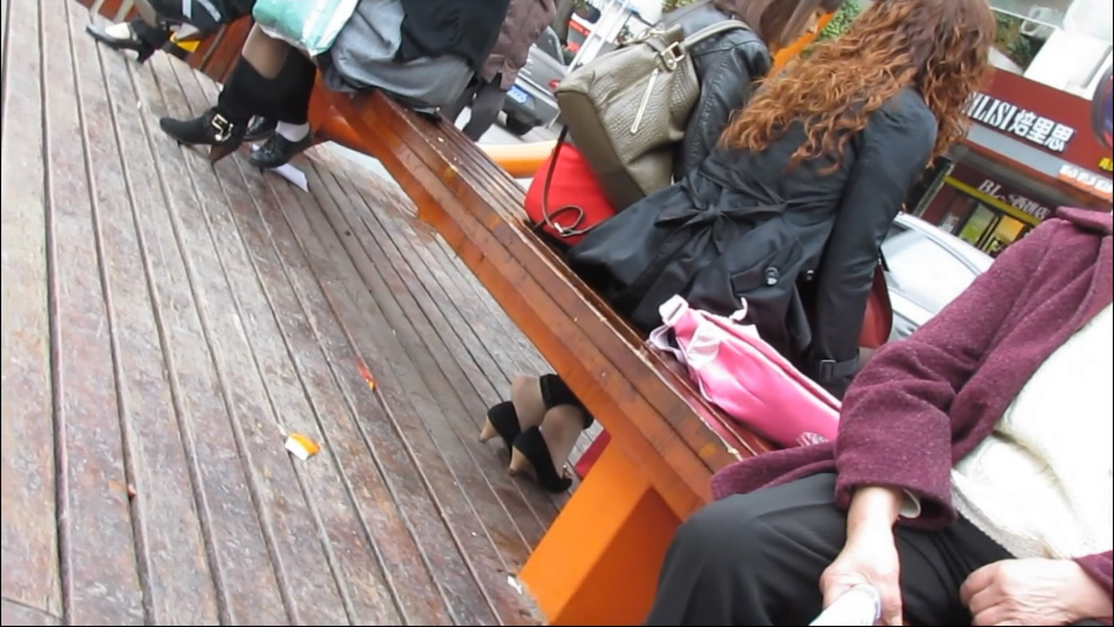 streetsnapshoep[00 05 47][20181210 190321 7]